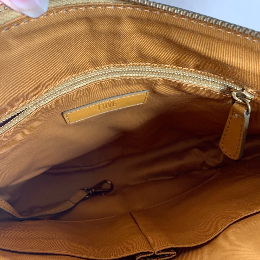 FRYE Claude Leather Crossbody Bag - Picture 5 of 7